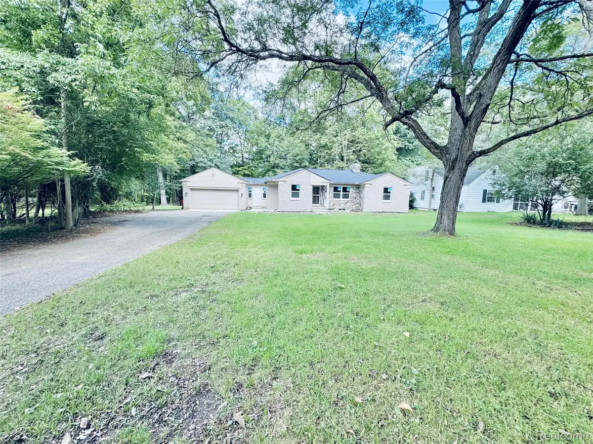 25400 Larkins Street, Southfield, MI 48033 - #1