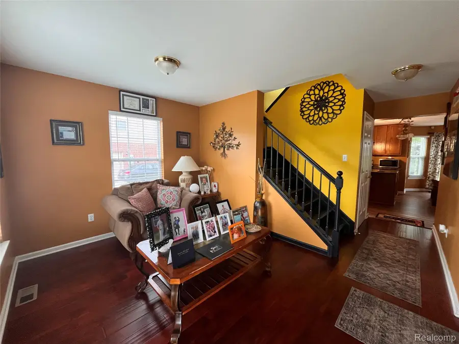 26850 Parkside Drive, Taylor, MI 48180 - #2