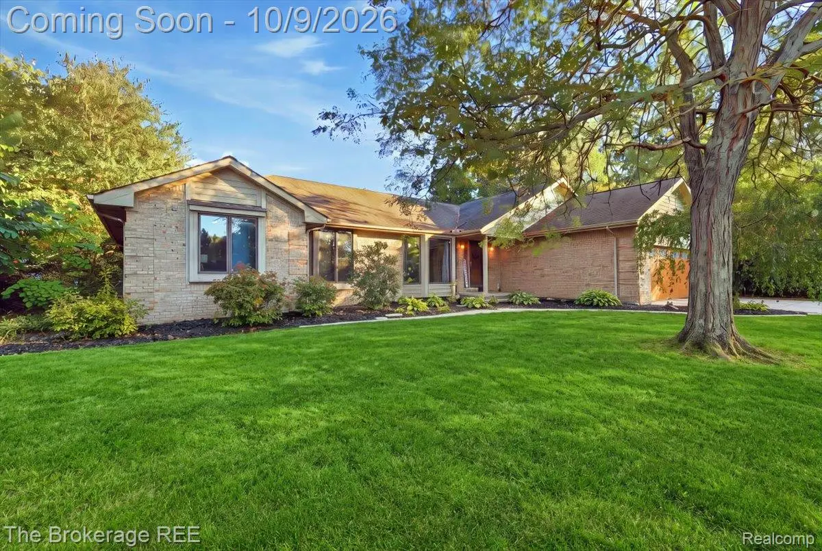 2390 Briar Creek Lane, Burton, MI 48509 - #1