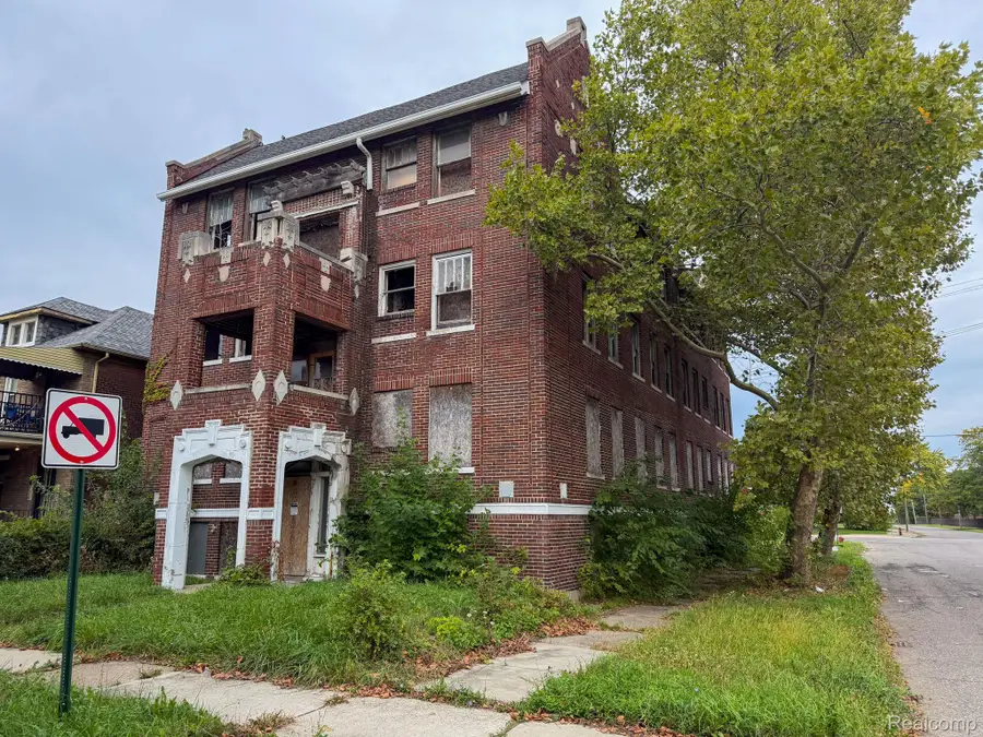 2900 Clairmount Street, Detroit, MI 48206 - #2