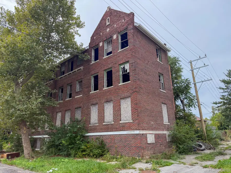 2900 Clairmount Street, Detroit, MI 48206 - #3