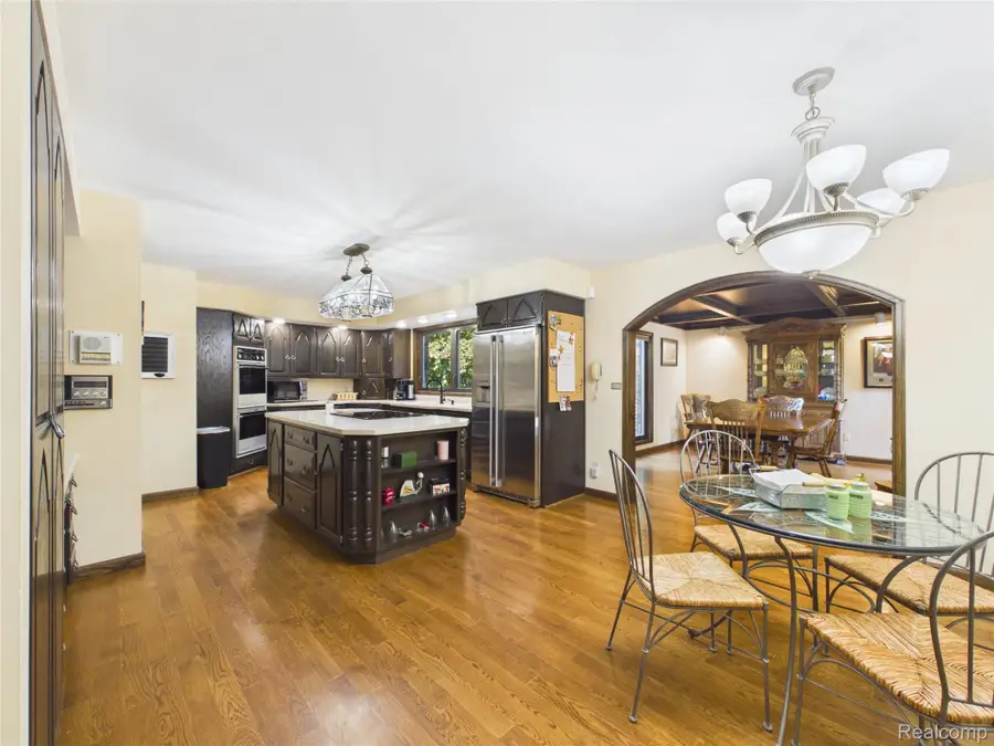 9515 E Bristol Road, Davison, MI 48423 - #2