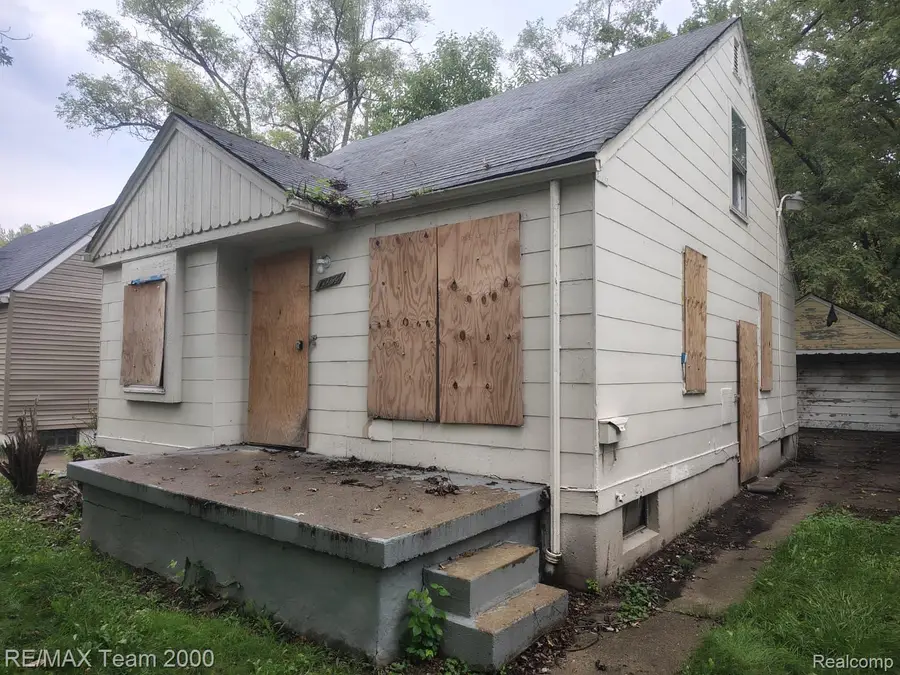 17134 Pembroke Avenue, Detroit, MI 48235 - #3