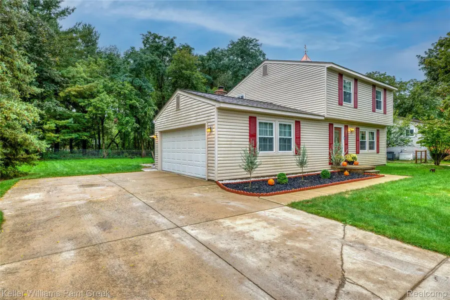 3308 Spring Meadow Drive, Rochester, MI 48306 - #3