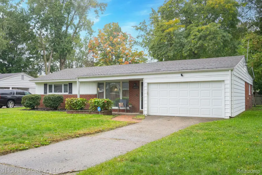 2451 Lafay Drive, West Bloomfield, MI 48324 - #3