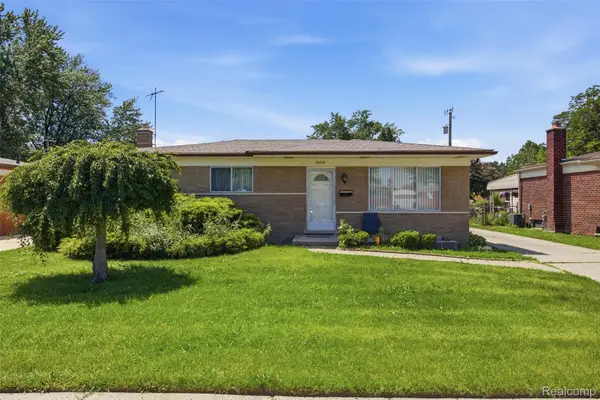 28445 Bradner Drive, Warren, MI 48088