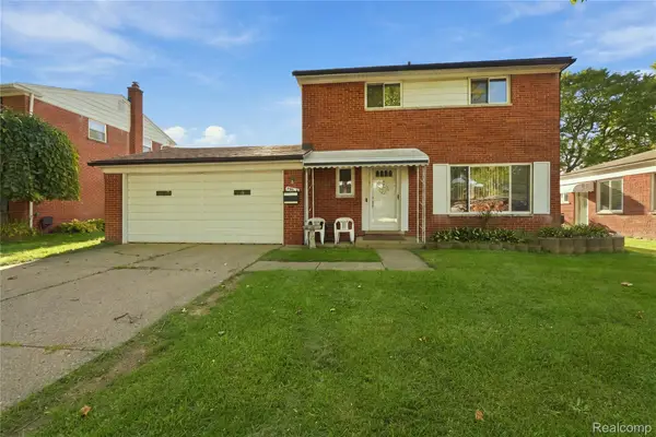 29615 Roan Drive, Warren, MI 48093