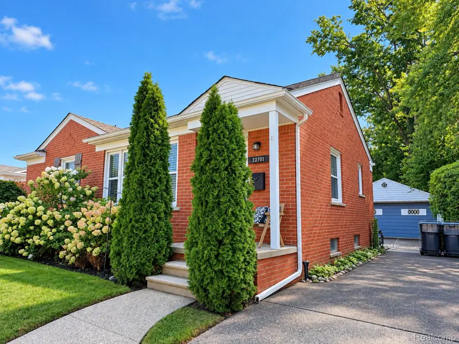 22701 Princeton Street, Dearborn, MI 48124 - #3
