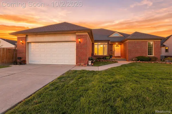 19046 Abbey Court, Brownstown, MI 48193