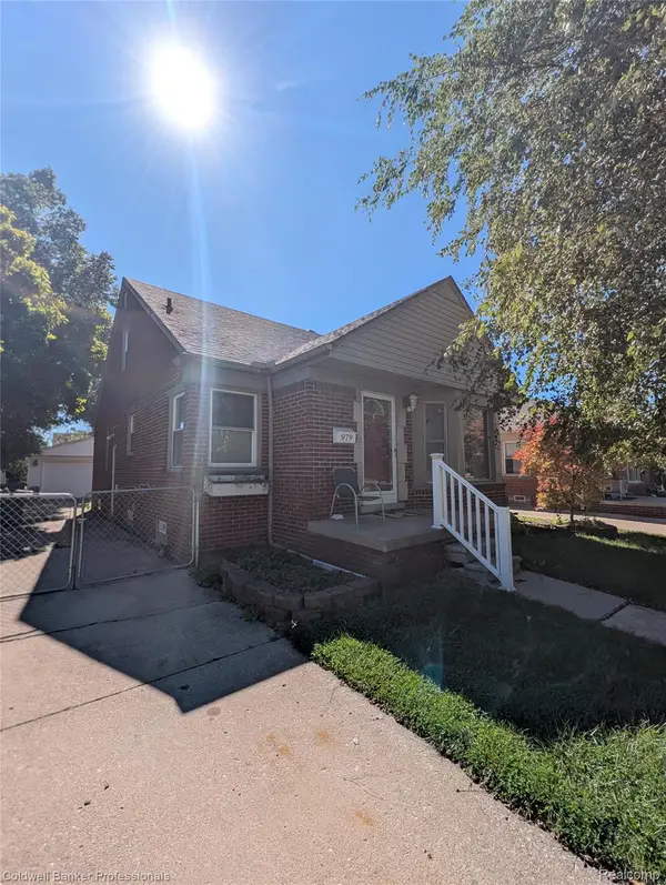 979 Liberty Avenue, LincolnPark, MI 48146