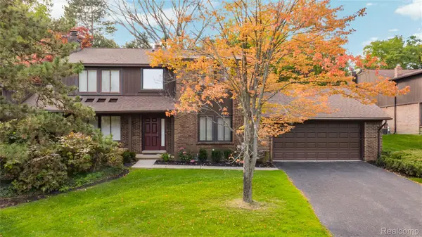 4066 Chablis Street, WestBloomfield, MI 48323