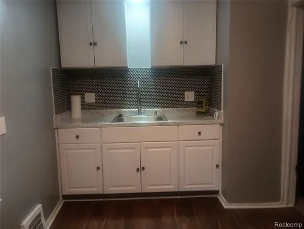 19429 Forrer Street, Detroit, MI 48235