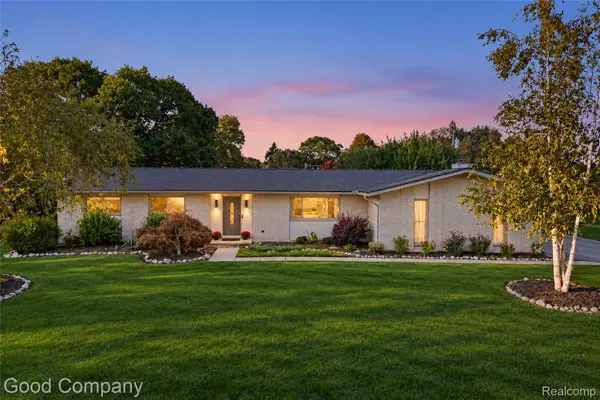 1115 Torpey Drive, Troy, MI 48083