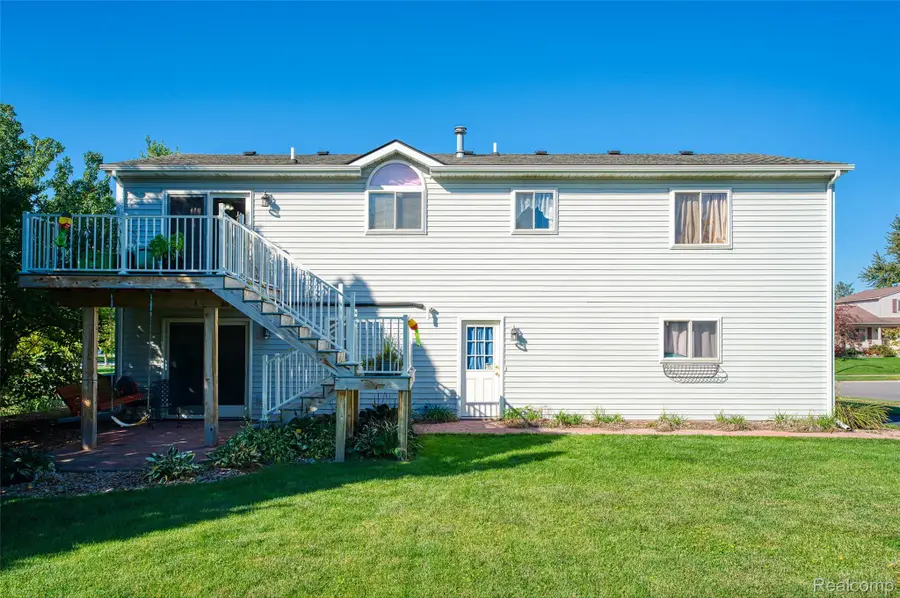 788 Stoney Drive, South Lyon, MI 48178 - #2