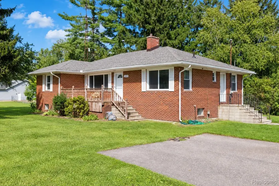 2432 W Farrand Road, Clio, MI 48420 - #3