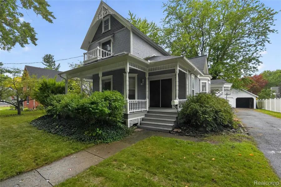 430 S Front Street, Chesaning, MI 48616 - #3