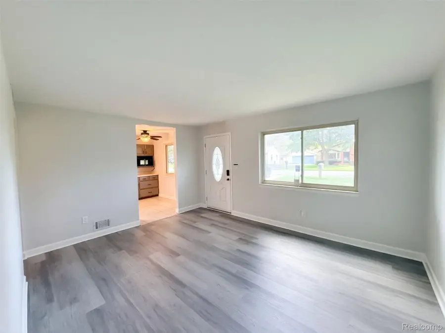 16108 Ziegler Street, Taylor, MI 48180 - #3