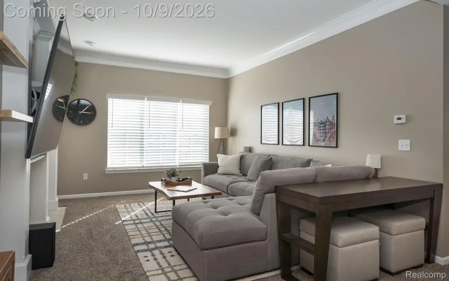 5764 Acorn Lane, Sterling Heights, MI 48314 - #2