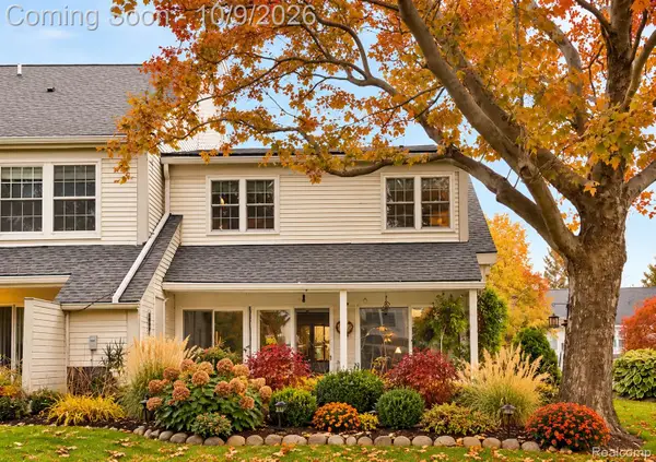 2668 Williamsburg Circle, AuburnHills, MI 48326