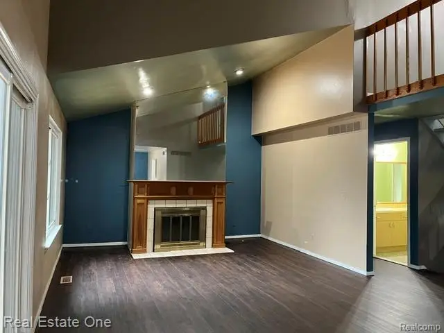 2820 S Commerce Road, Commerce, MI 48390 - #2