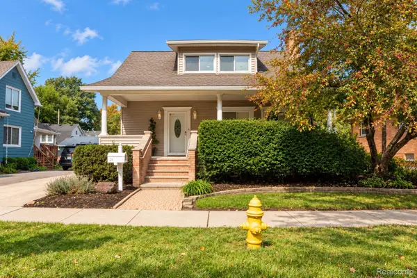 21 5th Street, MountClemens, MI 48043