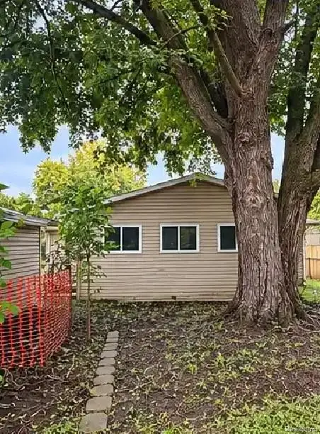116 E John Street, Durand, MI 48429 - #2