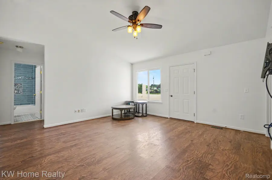 2383 E Maple Road, Troy, MI 48083 - #3