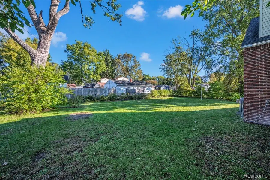6286 Glenis Street, Taylor, MI 48180 - #3