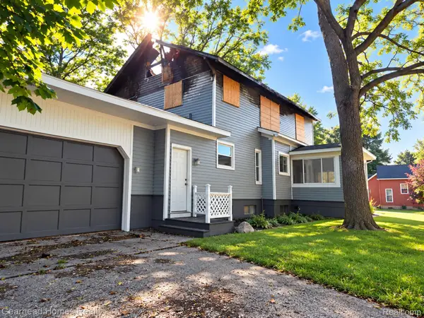 938 W Oregon Street, Lapeer, MI 48446