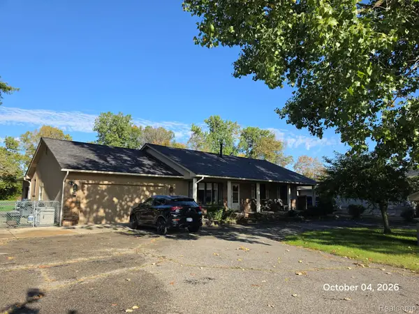 34781 Union Lake Road, ClintonTwp, MI 48035