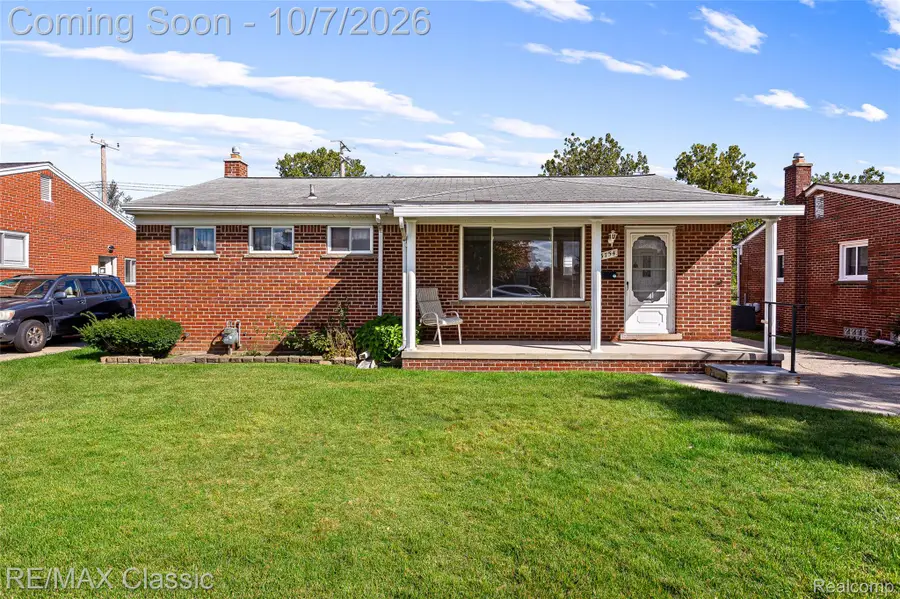 5754 Amboy Street, Dearborn Heights, MI 48127 - #3