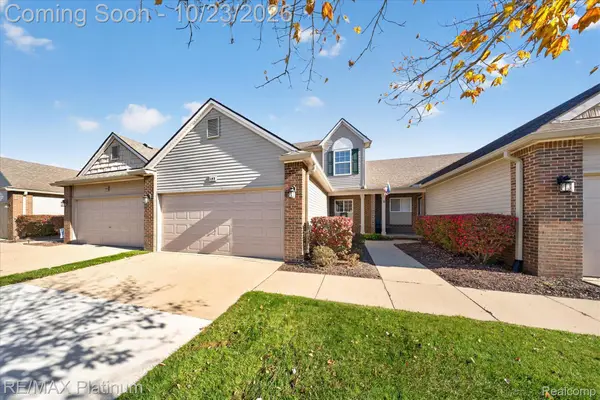 193 Newberry Lane #103, Howell, MI 48843