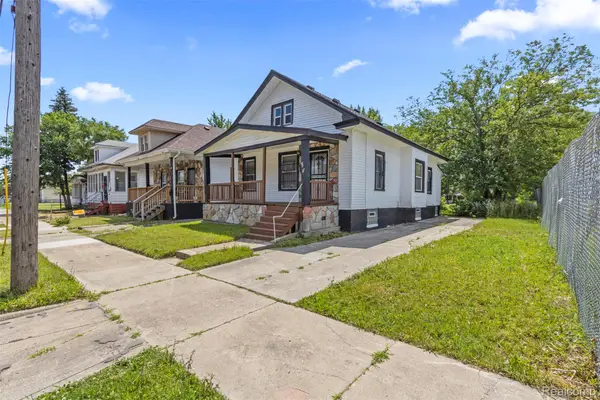 7413 Elmhurst Street, Detroit, MI 48204