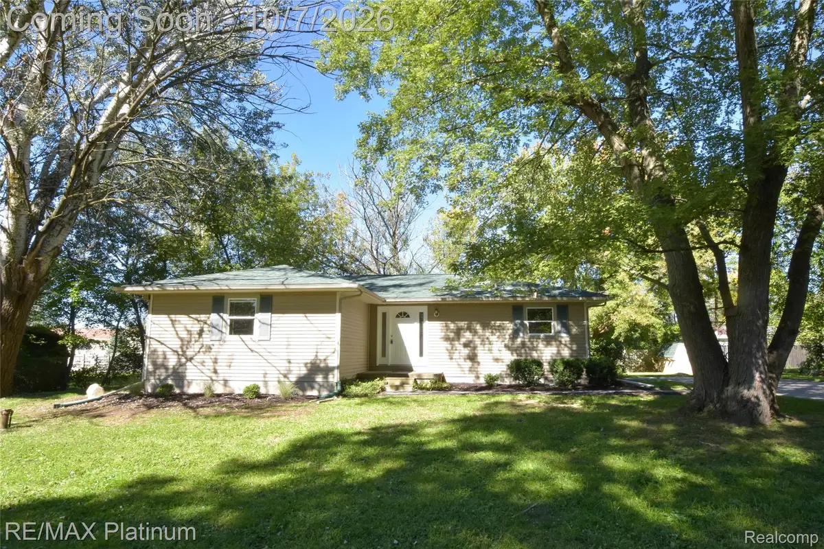 2471 Moore Place, Howell, MI 48843 - #1