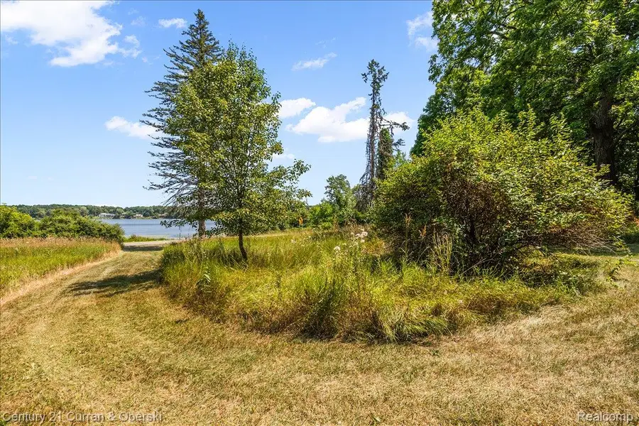 2770 Bogie Lake Road, White Lake, MI 48386 - #2