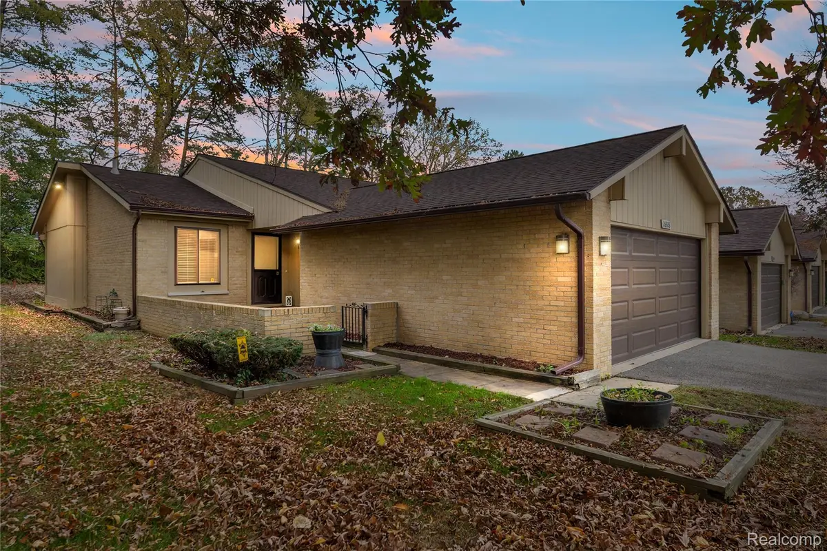 26926 W 12 mile road 12 Mile Road, Southfield, MI 48034 - #1