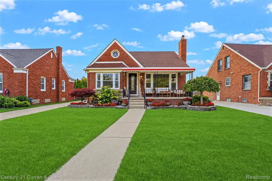 6233 Oakman Boulevard, Dearborn, MI 48126 - #2