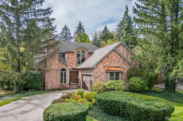 162 Kirkwood Court, BloomfieldHills, MI 48304