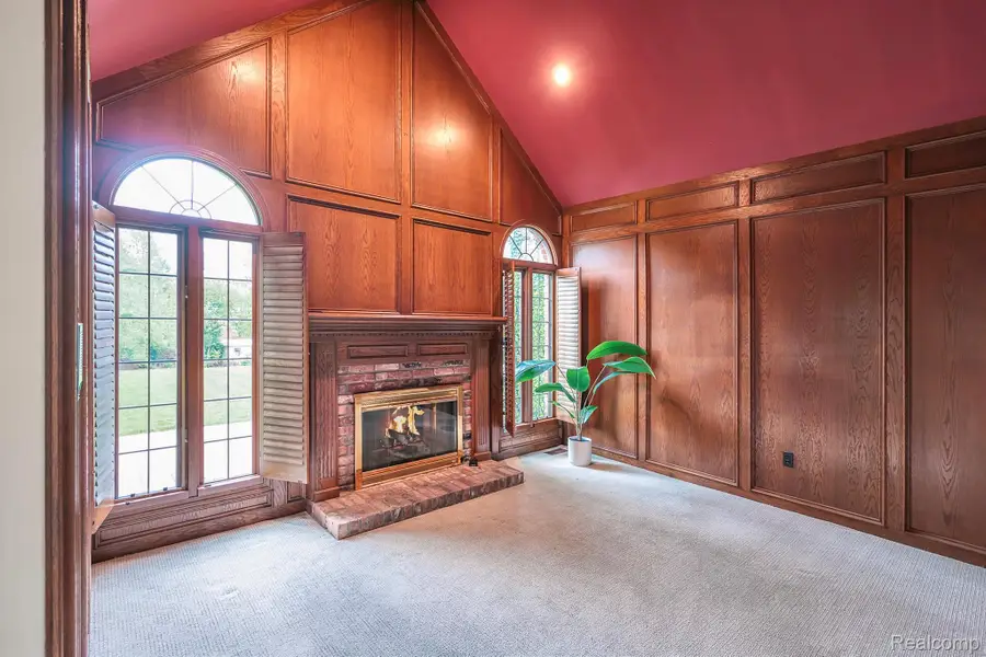 162 Kirkwood Court, Bloomfield Hills, MI 48304 - #2