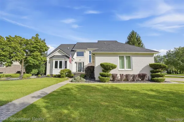 15829 Kennedy Drive, Macomb, MI 48044