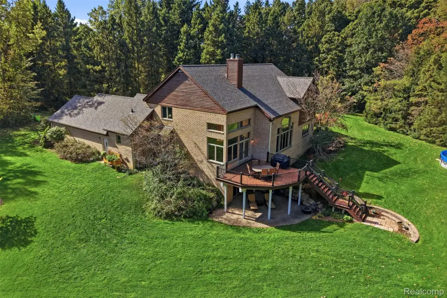 4444 Rolling Acres Drive, Hartland, MI 48353 - #3