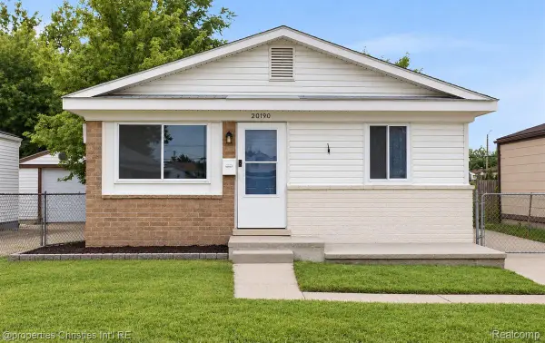 20190 Vermander, ClintonTownship, MI 48035