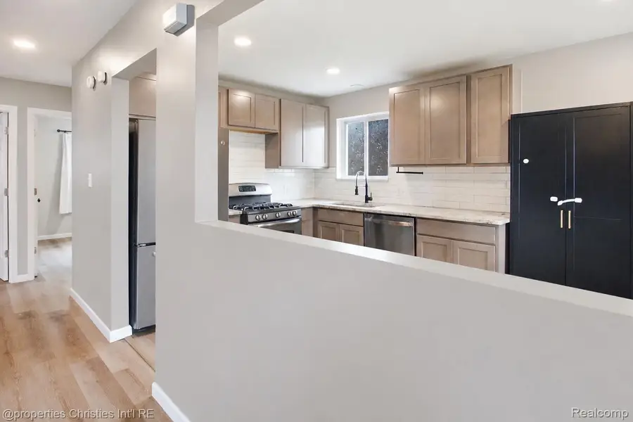 20190 Vermander, Clinton Township, MI 48035 - #3