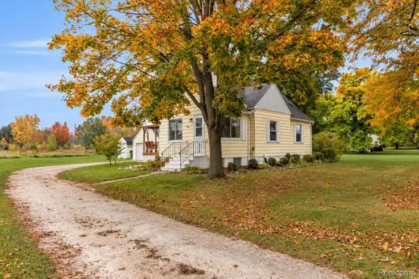 7469 Grand Blanc Road, SwartzCreek, MI 48473