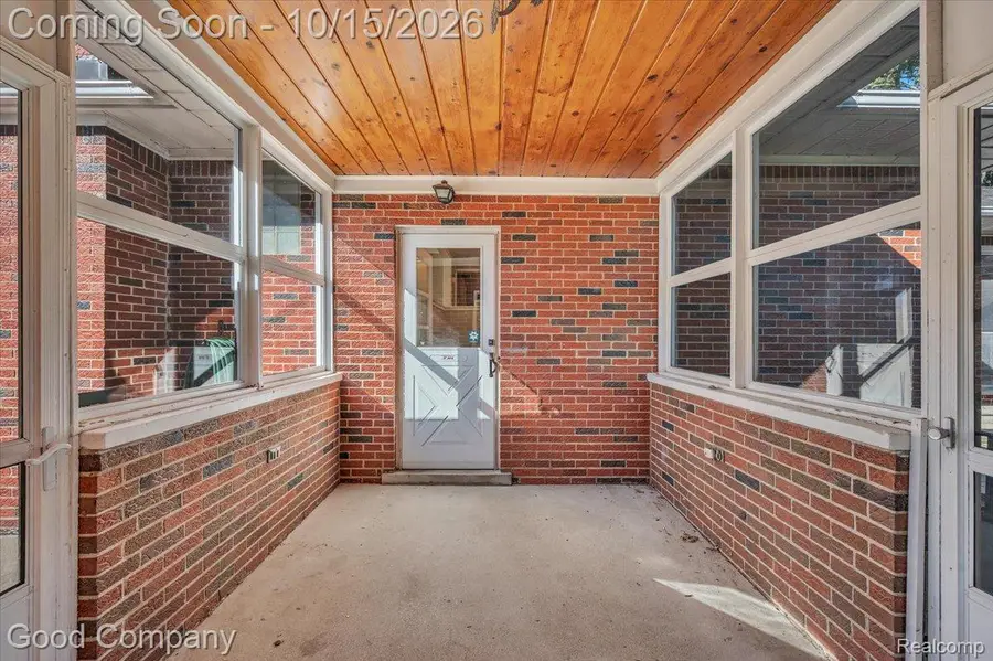 22831 Ulrich Street, Clinton Township, MI 48036 - #2