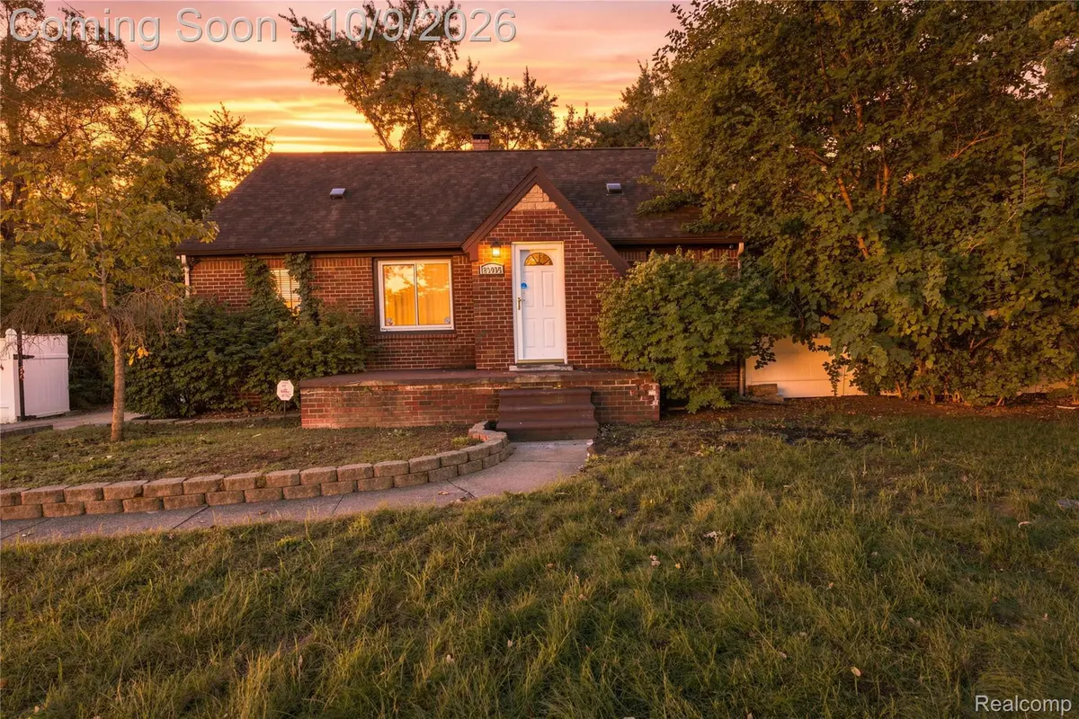 23095 Hill Avenue, Warren, MI 48091 - #1
