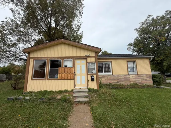 130 Clemens Street, MountClemens, MI 48043