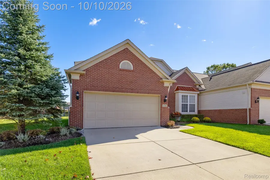 49590 Wayburn Drive, Macomb, MI 48042 - #2