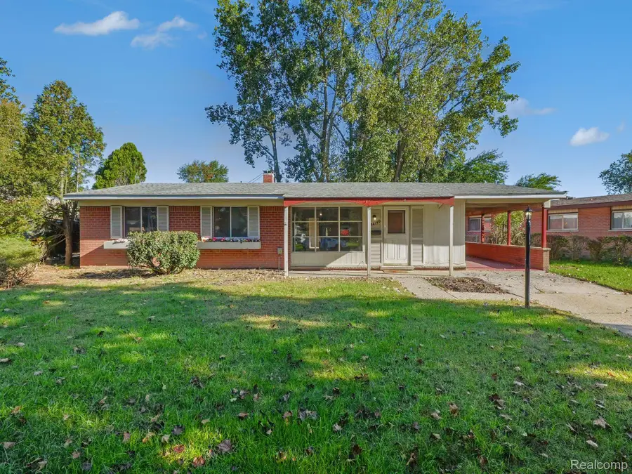 34140 Birchwood Street, Westland, MI 48186 - #2