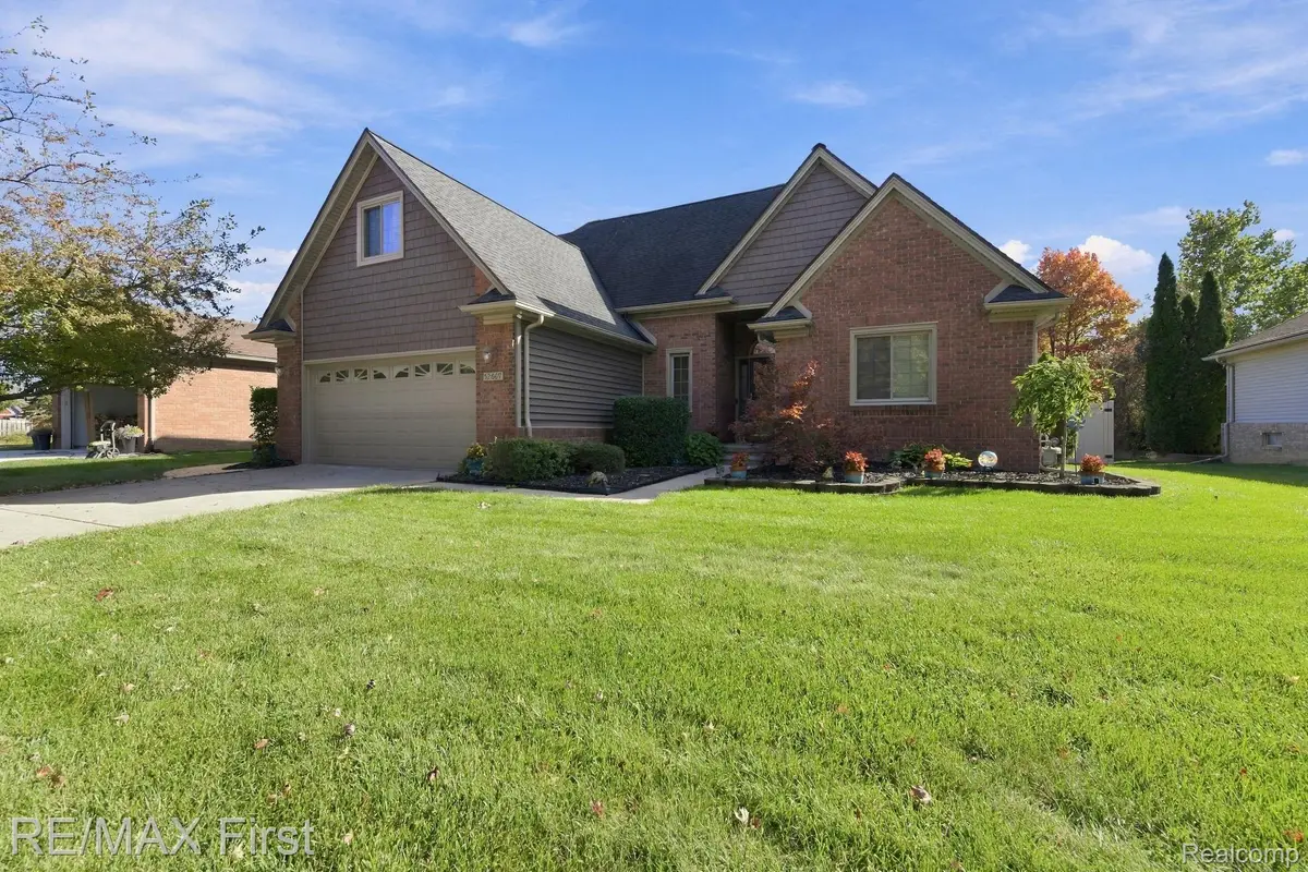 52669 Creekside Drive, Chesterfield, MI 48047 - #1